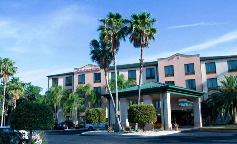 Comfort Suites Tampa - Brandon Heartland Exterior photo